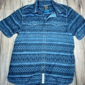 Kavu mens button down medium short sleeve